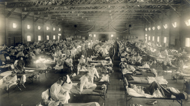 Hospital improvisado en Camp Funston, Kansas, en 1918