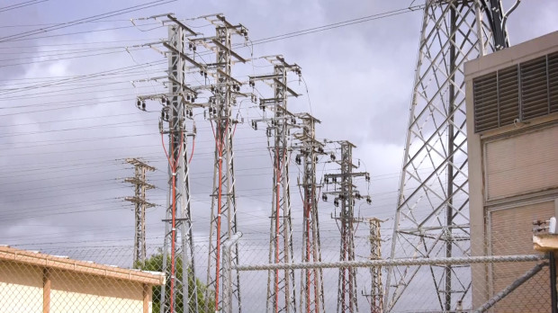 La electricidad sube este lunes un 46 % hasta los 258,68 euros/MWh