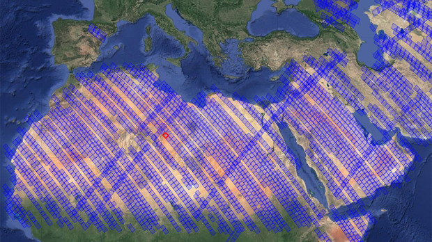 Orbita la Tierra aproximadamente una vez cada 90 minutos