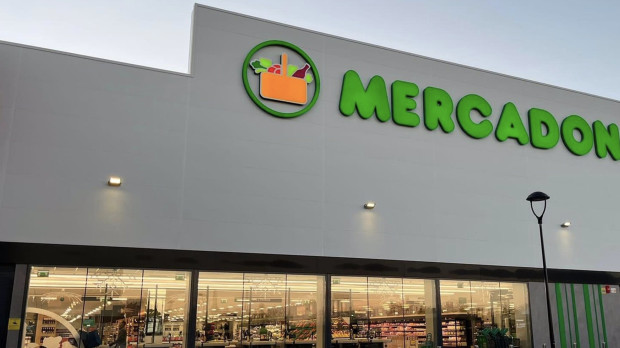Fachada de la nueva tienda de Mercadona en el Parque Comercial Guadalquivir.