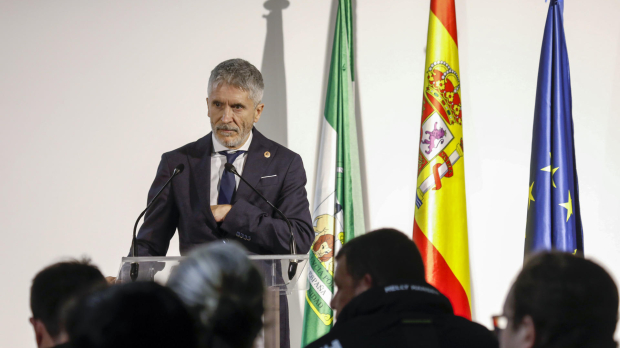 El ministro del Interior, Fernando Grande-Marlaska, durante su visita a Algeciras