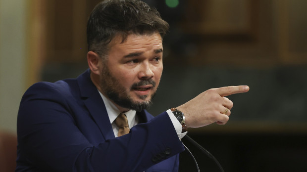 Rufián acusa al periodista Zarzalejos, a Mario Vaquerizo y a 'El Hormiguero' de plegarse a Vox