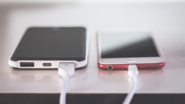 Apple podría mejorar las velocidades de carga de su nuevo iPhone 15
