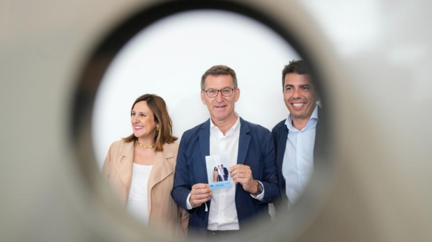 Feijóo, junto a sus candidatos valencianos -Mazón y Catalá- este jueves
