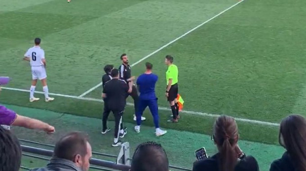 El momento en el que Arbeloa y Torres se han encarado