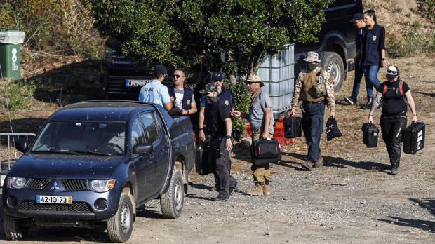 Operativos durante la búsqueda en relación con la desaparición de Madeleine McCann, en Silves, Portugal