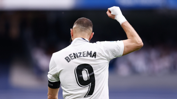 Karim Benzema medita su futuro y sigue sin tener nada decidido