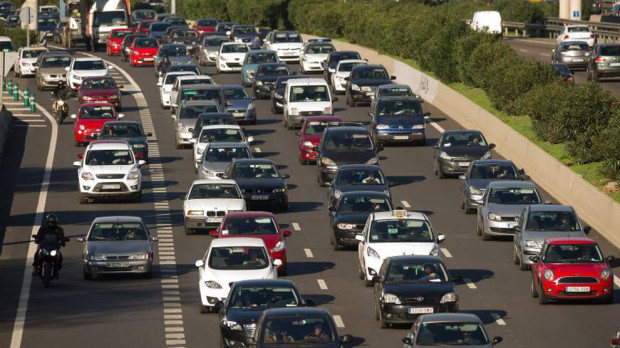Coches viejos y mal mantenidos, la radiografía del coche medio en España