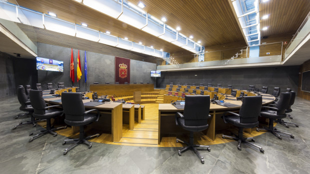 Salón de Plenos del Parlamento de Navarra