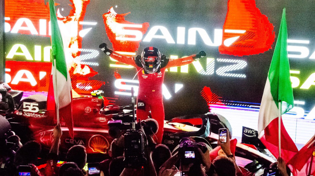 Carlos Sainz ha conseguido en Singapur la segunda victoria de su carrera en la F1