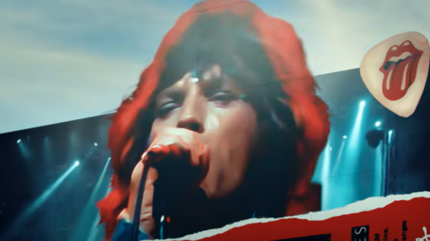 Imagen del video de 'Angry'
