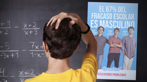 montaje fracaso escolar masculino