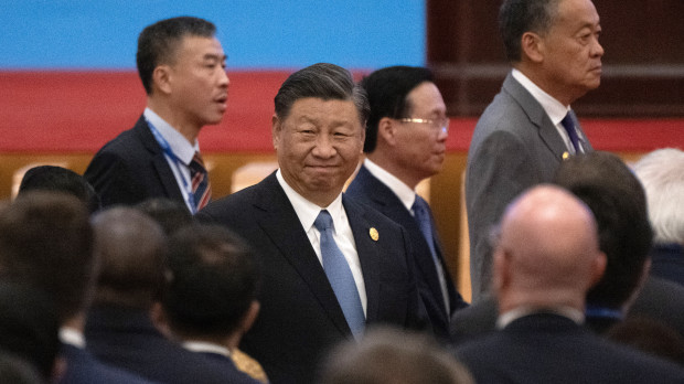El presidente de China, Xi Jinping, sonríe durante la ceremonia de apertura del tercer Foro de la Franja y la Ruta para la Cooperación Internacional