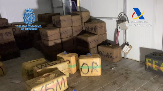 Droga incautada al desarticular una red criminal en Rota (Cádiz)