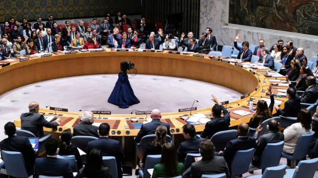 The US and Russia abstain during the vote about the situation in the Middle East, including the Palestinian question, at UN headquarters in New York on December 22, 2023. - The Security Council was expected to vote December 22 on a resolution to boost aid to Gaza, as the world body warned the Israel-Hamas war was pushing the Palestinian territory towards famine (Photo by Charly TRIBALLEAU / AFP)