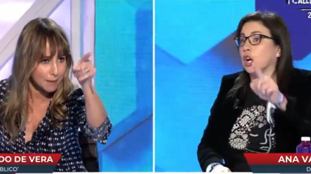 Ana Pardo de Vera, a la izquierda, y la diputada del PP Ana Vázquez, a la derecha, en Todo es mentira