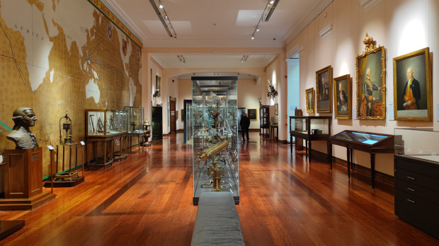 Descubriendo las salas del Museo Naval de Madrid