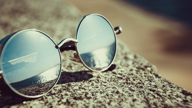 Gafas con lentes resistentes a arañazos