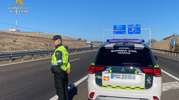 Un agente de Tráfico. POLITICA ANDALUCÍA ESPAÑA EUROPA CÓRDOBA SOCIEDAD GUARDIA CIVIL