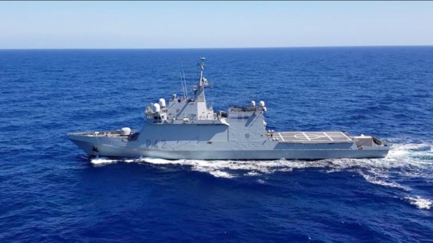El buque de acción marítima rayo de la Armada española