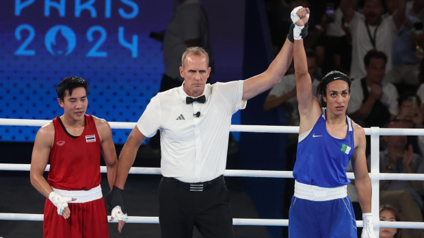 Imane Khelif tras lograr el pase a la final olímpica