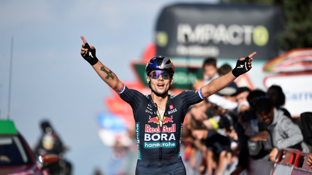 Primoz Roglic dejó la Vuelta prácticamente encarrilada en el Alto del Moncalvillo