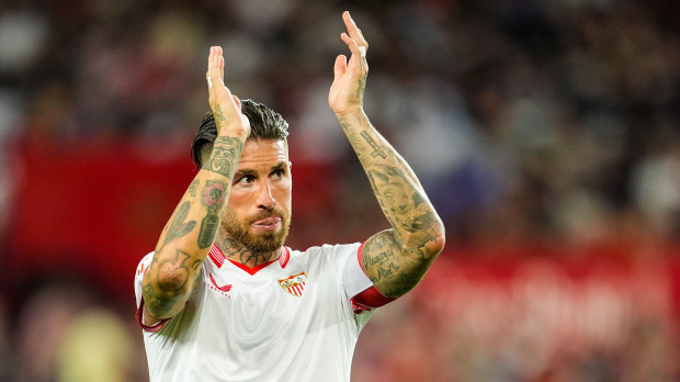 Sergio Ramos agradece a la afición del Sevilla su apoyo tras un partido