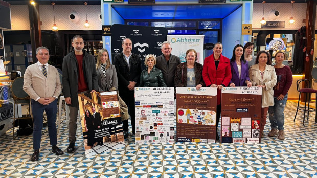 Presentación del mercadillo solidario de Alzheimer Córdoba