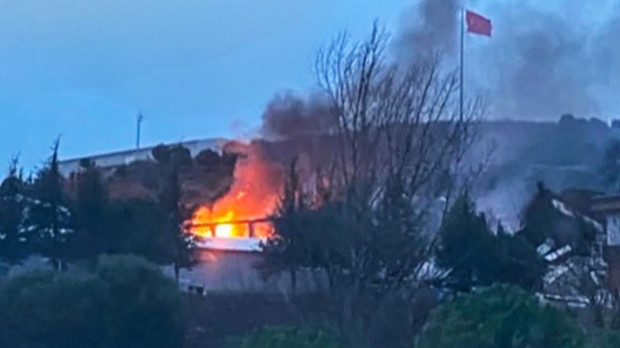Imagen de la explosión en una fábrica de municiones en Turquía