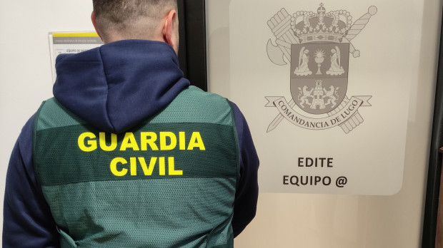 Agentes del Equipo de Investigación Tecnológica de la Policía Judicial de la Guardia Civil de Lugo REMITIDA / HANDOUT por GUARDIA CIVIL LUGO Fotografía remitida a medios de comunicación exclusivamente para ilustrar la noticia a la que hace referencia la imagen, y citando la procedencia de la imagen en la firma 15/1/2025