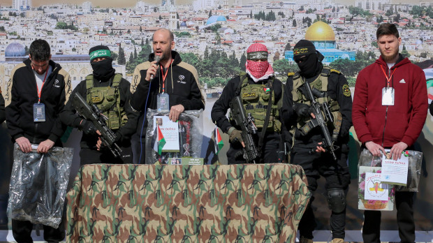 Los tres rehenes israelíes liberados por Hamás en Jan Yunis, Gaza