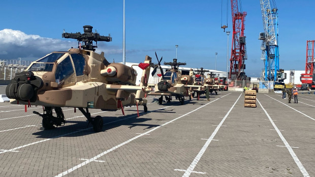 Primer lote de helicópteros de combate Apache AH-64E vendido por EE.UU. a Marruecos