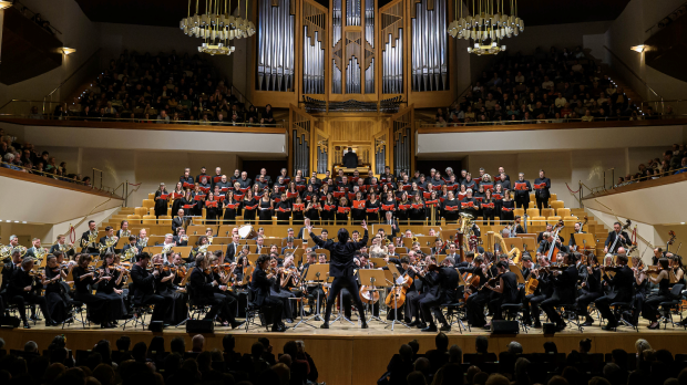 Currentzis, que regresará en octubre, dirige la “Segunda” de Mahler en Madrid