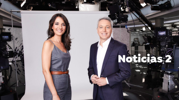 Esther Vaquero y Vicente Valles en Antena 3 Noticias 2