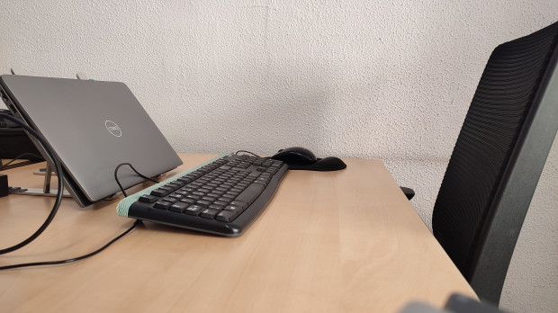 Un escritorio vacío