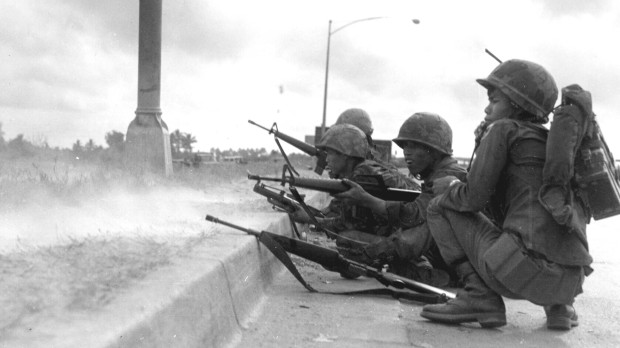 Soldados del ERVN durante la ofensiva del Tet en 1968