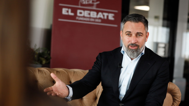 Santiago Abascal analiza toda la actualidad de la política nacional e internacional en El Debate