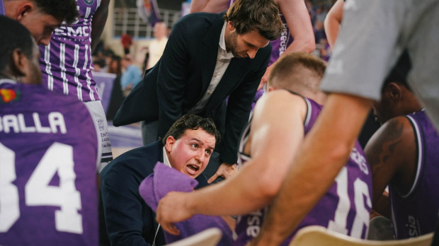El UEMC RVB cae a Segunda FEB en una noche aciaga REMITIDA / HANDOUT por UEMC RV BALONCESTO Fotografía remitida a medios de comunicación exclusivamente para ilustrar la noticia a la que hace referencia la imagen, y citando la procedencia de la imagen en la firma 10/5/2025