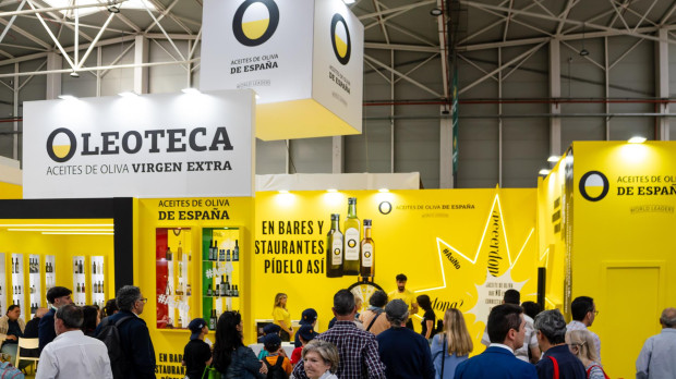 Pabellón de la Interprofesional del Aceite de Oliva en Expoliva