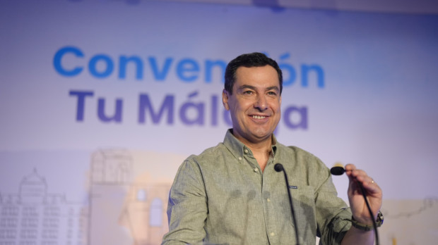 El presidente de la Junta de Andalucía, Juanma Moreno, este sábado en la clausura de la Convención del PP de Málaga
