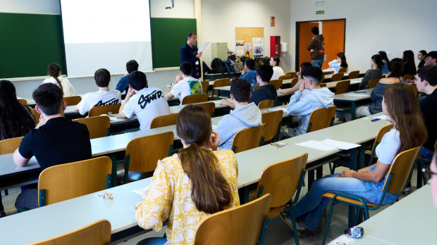Alumnos de Segundo de Bachillerato durante la primera jornada de la Prueba de Acceso a la Universidad (PAU)