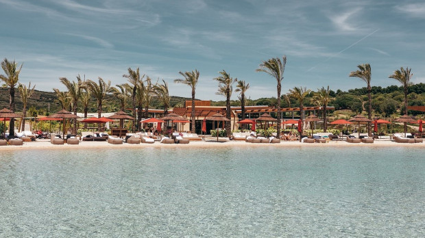 La playa privada se encuentra en una localidad de la provincia