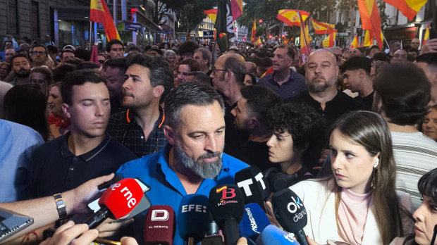 El líder de Vox, Santiago Abascal, declara ante los medios