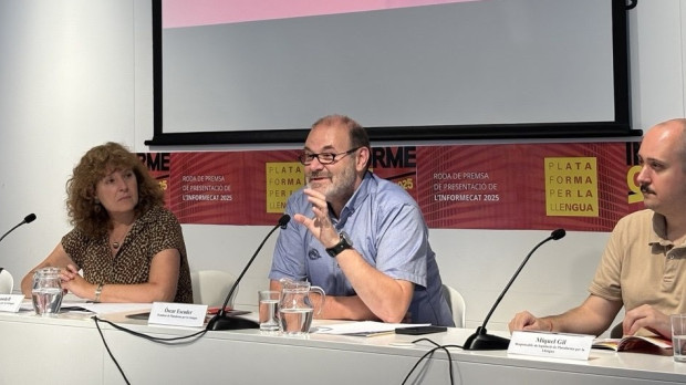 Presentación del 'InformeCAT 2025' de Plataforma per la Llengua, este lunes