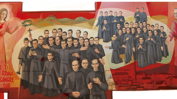 Iimagen representa un mural dedicado a los 51 Mártires Claretianos de Barbastro (Misioneros Hijos del Inmaculado Corazón de María), asesinados en Barbastro (Huesca)