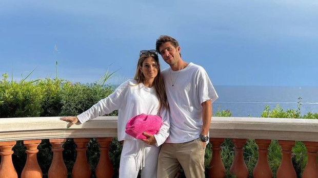 Coral Simanovich y Sergi Roberto