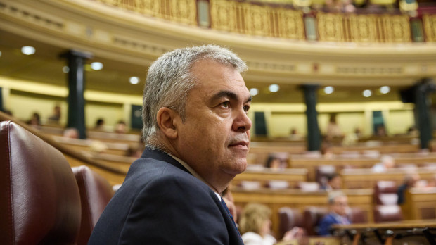El secretario de Organización del PSOE, Santos Cerdán, durante una sesión plenaria en el Congreso de los Diputados