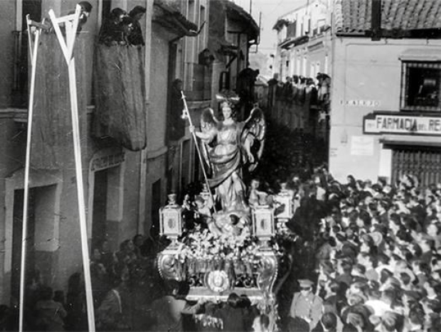 San Rafael, en la procesión de rogativas de 1944