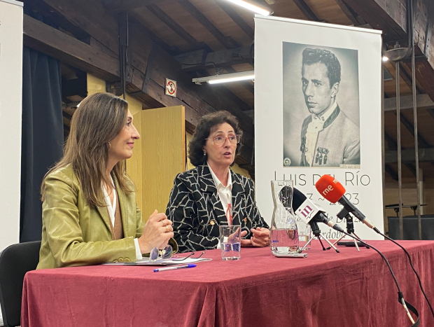 Ana Linares y Carmen del Río