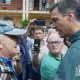 Señor increpa dos millones de euros a Pedro Sánchez en Zamora
